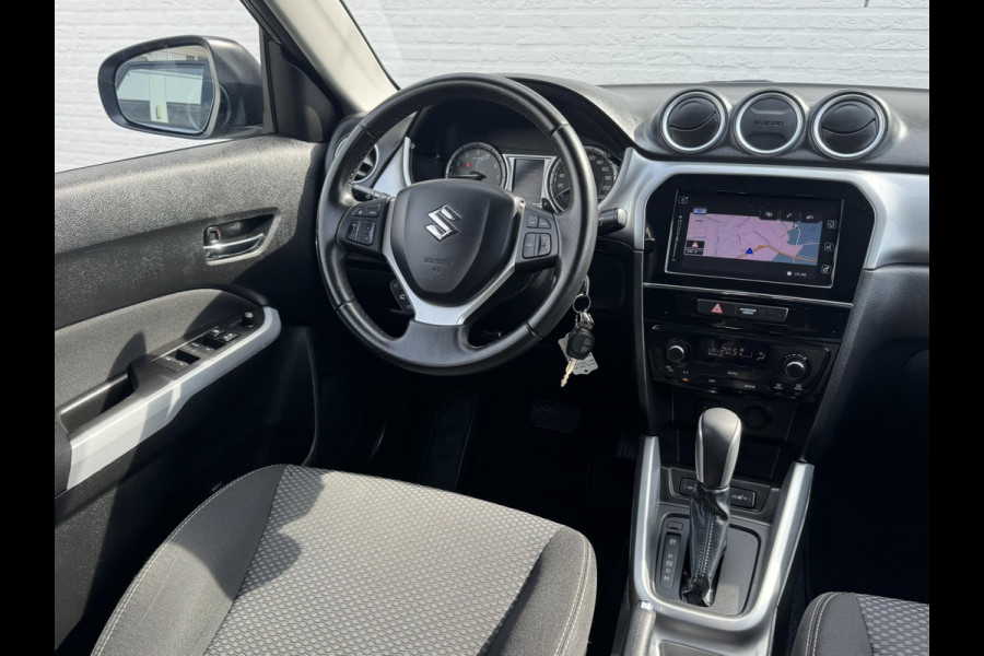 Suzuki Vitara 1.6 Exclusive Automaat Trekhaak Camera Carplay Navigatie Cruise All season