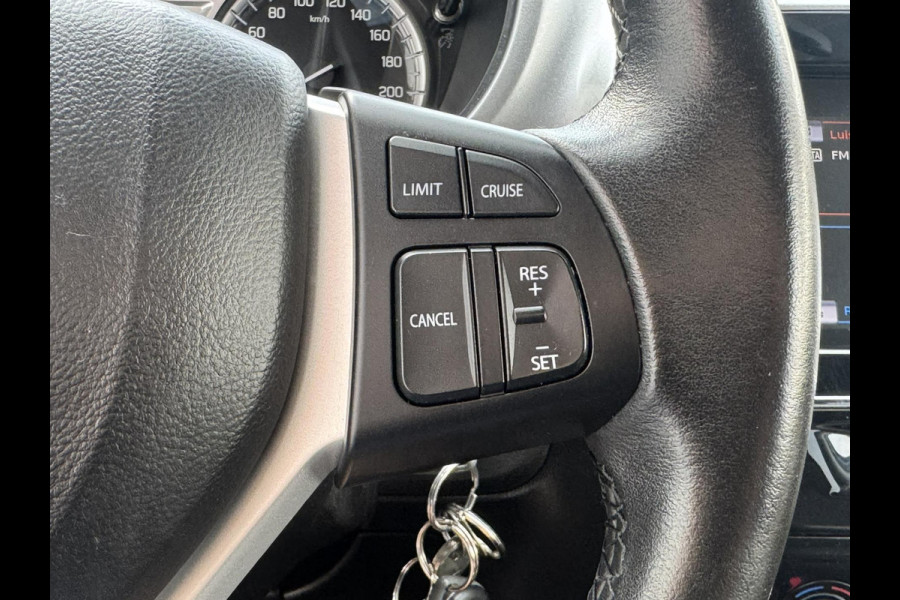 Suzuki Vitara 1.6 Exclusive Automaat Trekhaak Camera Carplay Navigatie Cruise All season