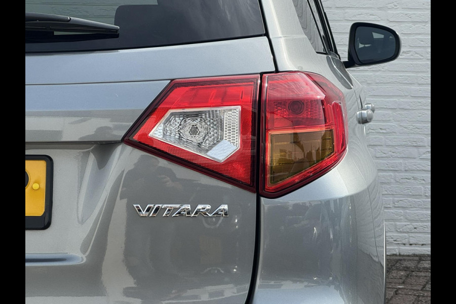 Suzuki Vitara 1.6 Exclusive Automaat Trekhaak Camera Carplay Navigatie Cruise All season