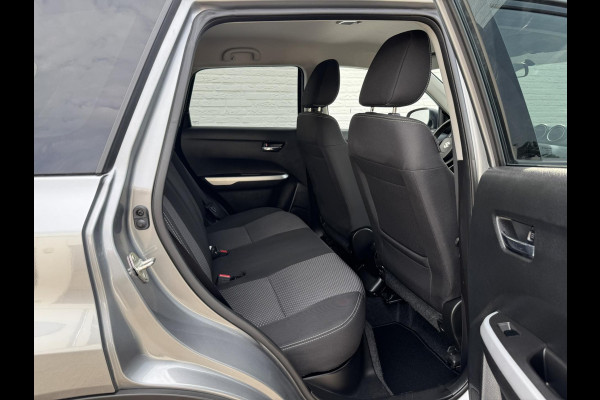 Suzuki Vitara 1.6 Exclusive Automaat Trekhaak Camera Carplay Navigatie Cruise All season