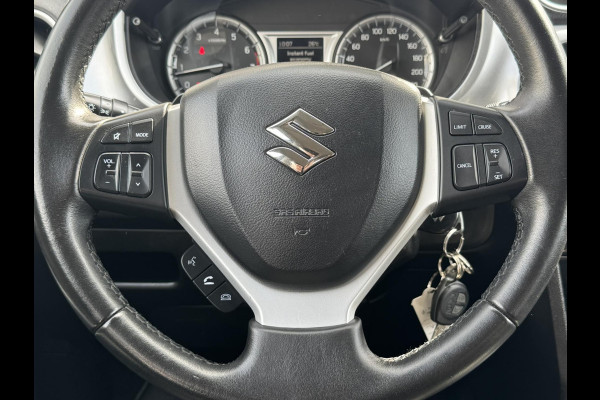 Suzuki Vitara 1.6 Exclusive Automaat Trekhaak Camera Carplay Navigatie Cruise All season