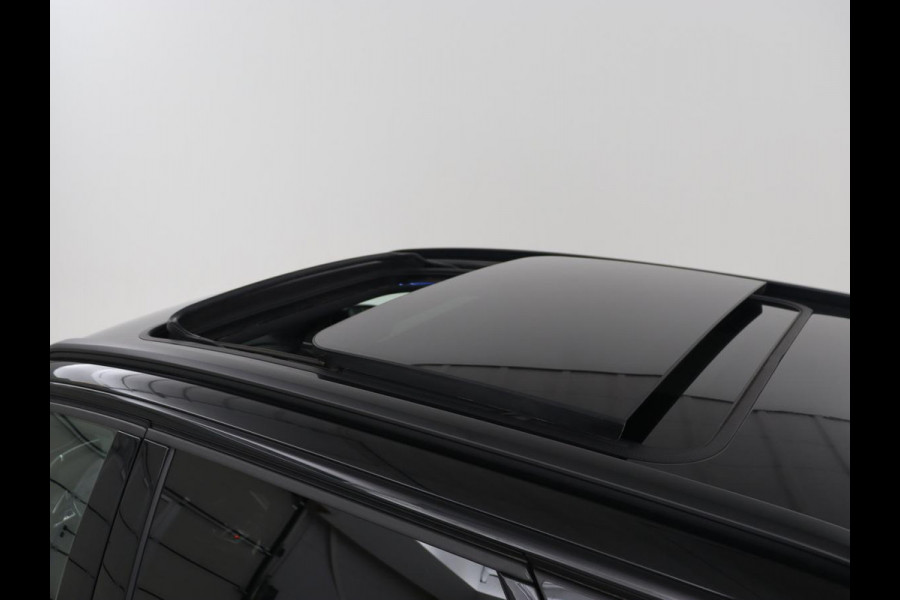 Peugeot 3008 1.6 HYbrid 225 GT | Panoramadak | Trekhaak | Stoelverwarming | Adaptive cruise | Camera | Leder/Alcantara | Focal Sound | Navigatie | Keyless | Full LED | PHEV | Plug In