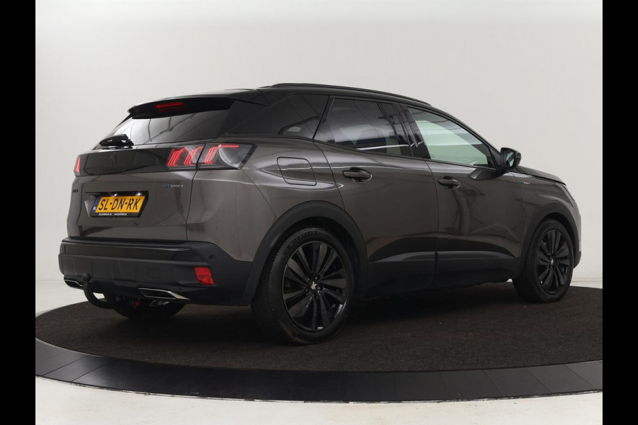 Peugeot 3008 1.6 HYbrid 225 GT | Panoramadak | Trekhaak | Stoelverwarming | Adaptive cruise | Camera | Leder/Alcantara | Focal Sound | Navigatie | Keyless | Full LED | PHEV | Plug In