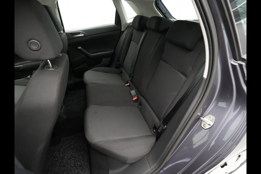 Volkswagen Polo 1.0 TSI 95pk Navi via App Cruise Airco Lichtsensor 278