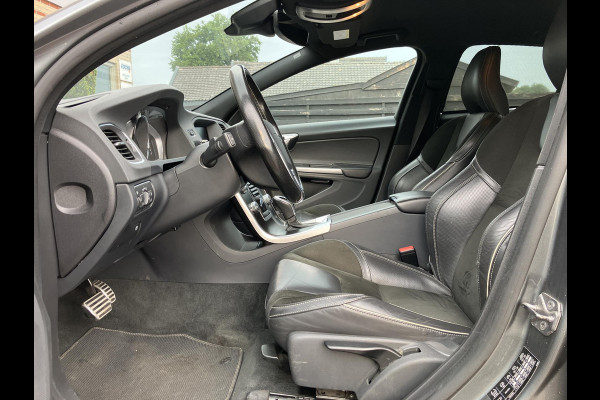 Volvo V60 1.5 T3 R-Design | Trekhaak | Lederen bekleding | NAP