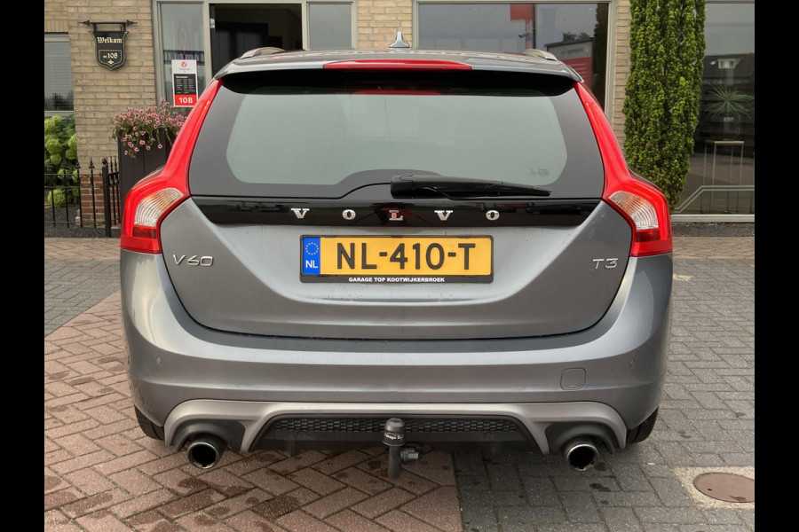 Volvo V60 1.5 T3 R-Design | Trekhaak | Lederen bekleding | NAP