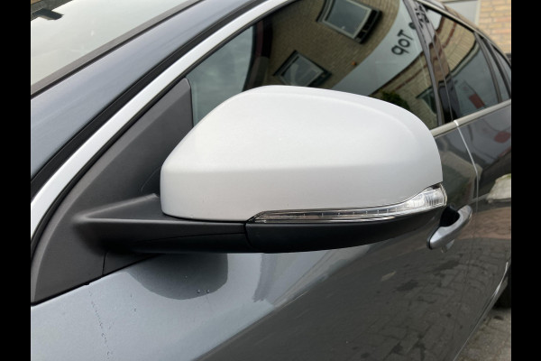 Volvo V60 1.5 T3 R-Design | Trekhaak | Lederen bekleding | NAP