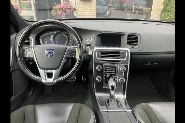 Volvo V60 1.5 T3 R-Design | Trekhaak | Lederen bekleding | NAP
