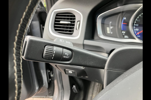 Volvo V60 1.5 T3 R-Design | Trekhaak | Lederen bekleding | NAP