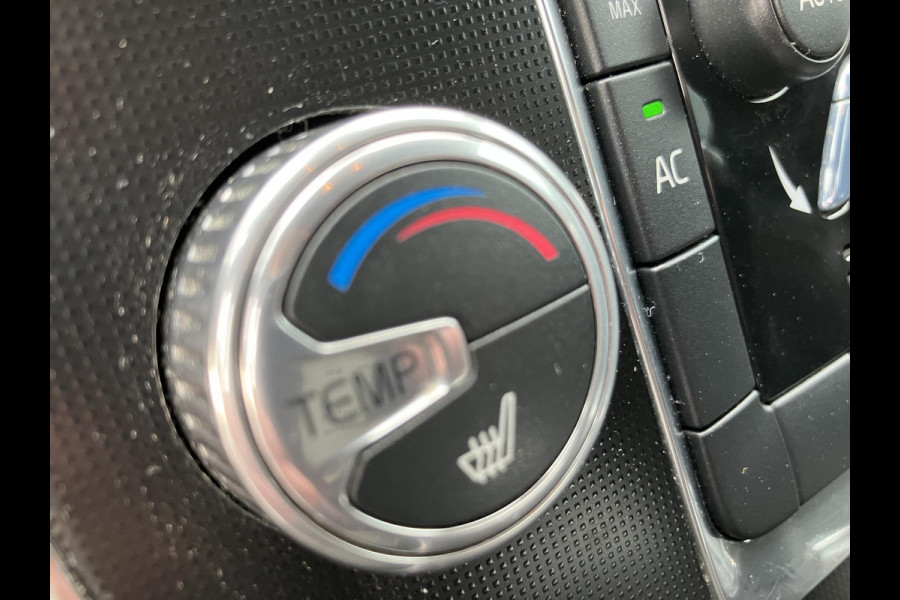 Volvo V60 1.5 T3 R-Design | Trekhaak | Lederen bekleding | NAP