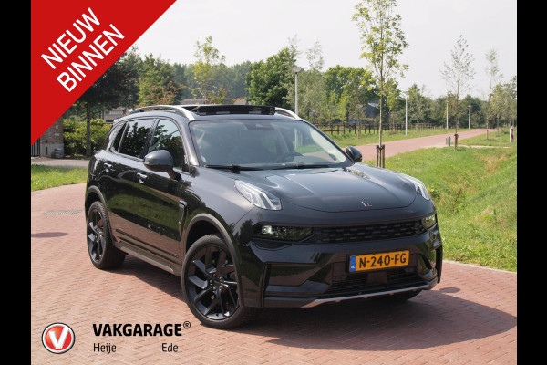 Lynk & Co 01 1.5 | Black Optic | Panoramadak | Camera | Apple Carplay | Cruise Control |