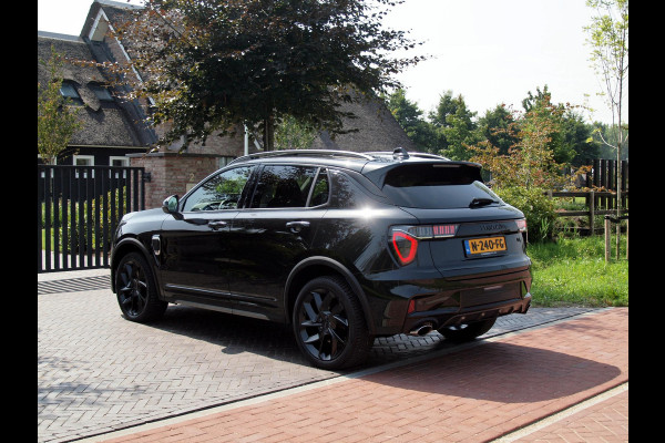Lynk & Co 01 1.5 | Black Optic | Panoramadak | Camera | Apple Carplay | Cruise Control |
