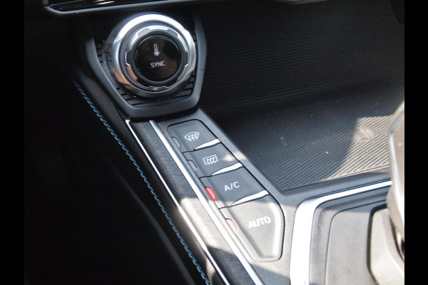 Lynk & Co 01 1.5 | Black Optic | Panoramadak | Camera | Apple Carplay | Cruise Control |