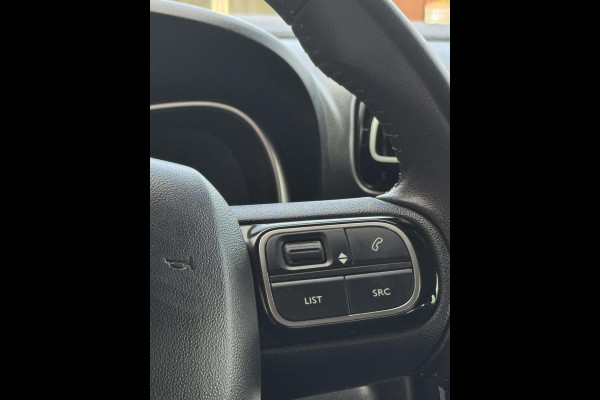 Citroën C3 Aircross 1.2 PureTech Shine - Navigatie / Apple CarPlay I Airco I LED I PDC / Achteruitrij camera I Dealer onderhouden