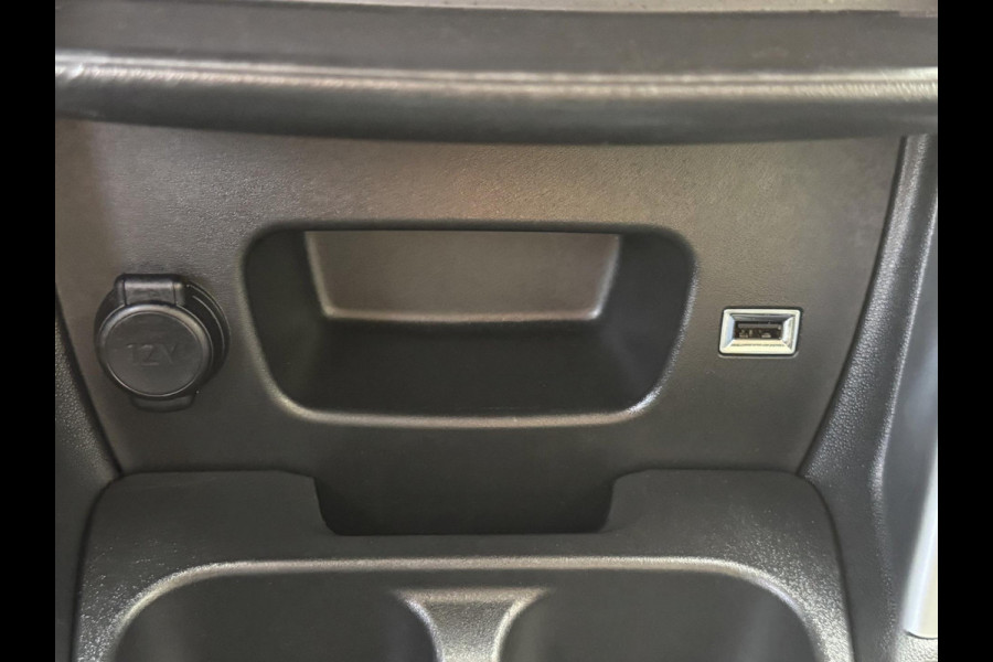 Citroën C3 Aircross 1.2 PureTech Shine - Navigatie / Apple CarPlay I Airco I LED I PDC / Achteruitrij camera I Dealer onderhouden