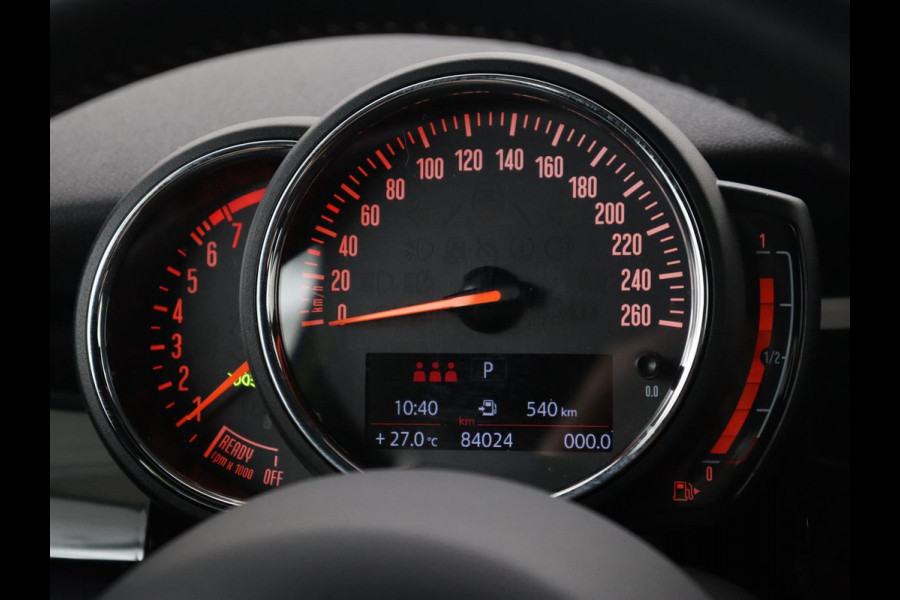 MINI Cooper 1.5 Camden Go Edition | Stoelverwarming | Camera | Carplay | Full LED | Climate control | Sportstoelen | Half leder | Cruise control | Parkeerhulp | Zesty Yellow Metallic