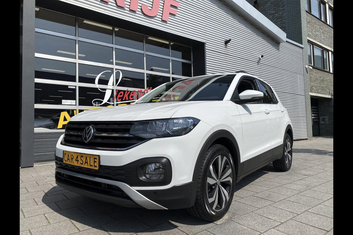 Volkswagen T-Cross 1.0 TSI Life - Apple CarPlay / Navigatie Airco I PDC I I Sport velgen I Veiligheid pakket I Dealer onderhouden Volkswagen T-Cross 1.0 TSI Life - Apple CarPlay / Navigatie Airco I PDC I I Sport velgen I Veiligheid pakket I Dealer onderhouden