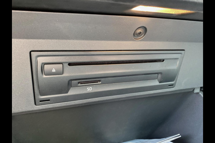 Volkswagen T-Cross 1.0 TSI Life - Apple CarPlay / Navigatie Airco I PDC I I Sport velgen I Veiligheid pakket I Dealer onderhouden