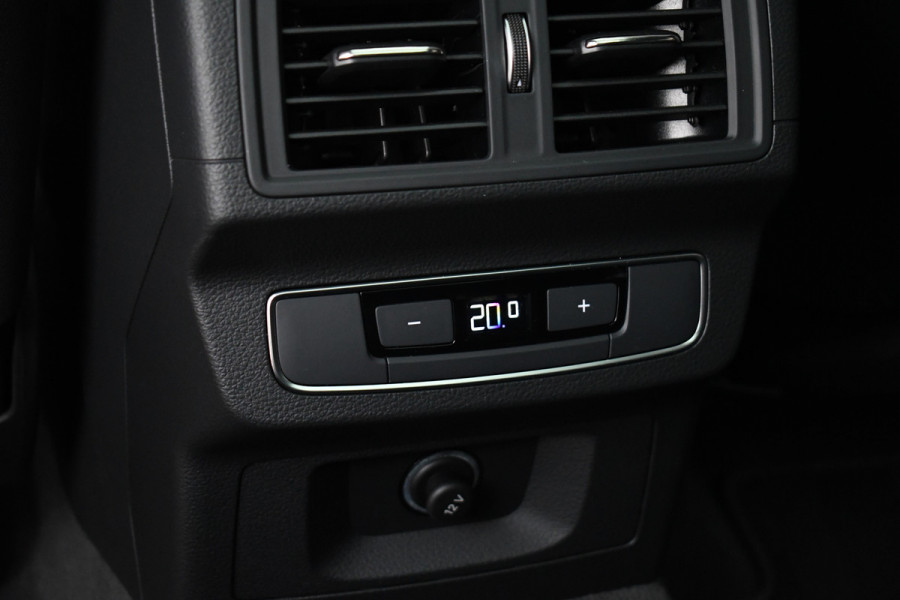 Audi Q5 55 TFSI e S-Edition Pano Luchtv Trekh ACC HUD B&O 21inch