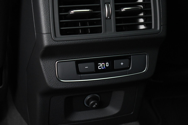 Audi Q5 55 TFSI e S-Edition Pano Luchtv Trekh ACC HUD B&O 21inch