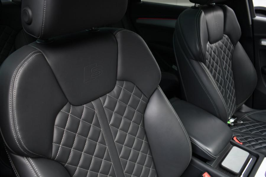 Audi Q5 55 TFSI e S-Edition Pano Luchtv Trekh ACC HUD B&O 21inch