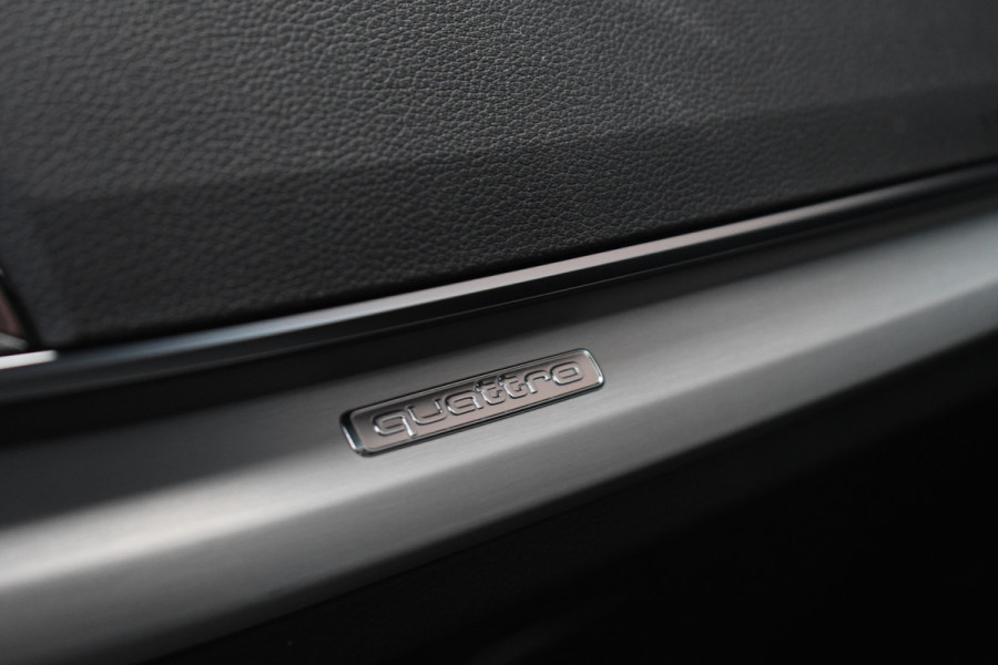 Audi Q5 55 TFSI e S-Edition Pano Luchtv Trekh ACC HUD B&O 21inch