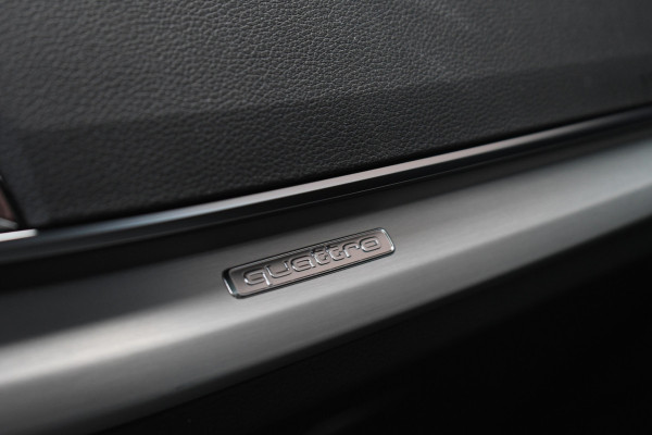 Audi Q5 55 TFSI e S-Edition Pano Luchtv Trekh ACC HUD B&O 21inch