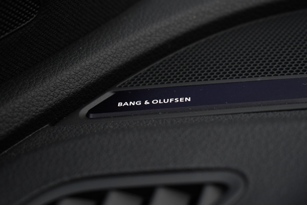 Audi Q5 55 TFSI e S-Edition Pano Luchtv Trekh ACC HUD B&O 21inch
