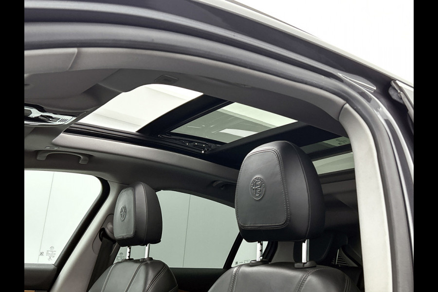 Alfa Romeo Stelvio 2.0 T AWD First Edition(NL-auto, Panorama, Trekhaak, StoelV, Navi, Elektrische Stoelen, Etc)