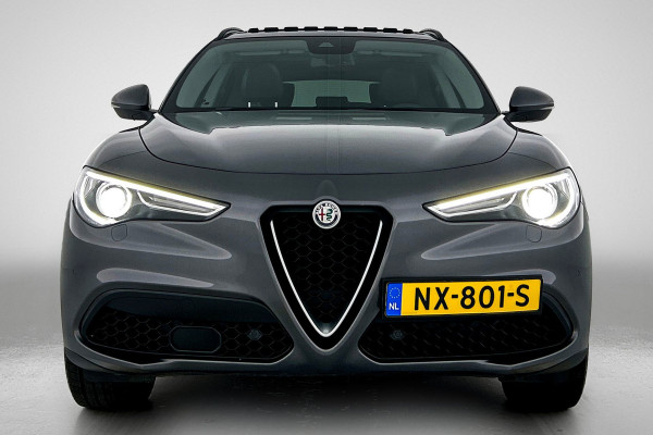 Alfa Romeo Stelvio 2.0 T AWD First Edition(NL-auto, Panorama, Trekhaak, StoelV, Navi, Elektrische Stoelen, Etc)
