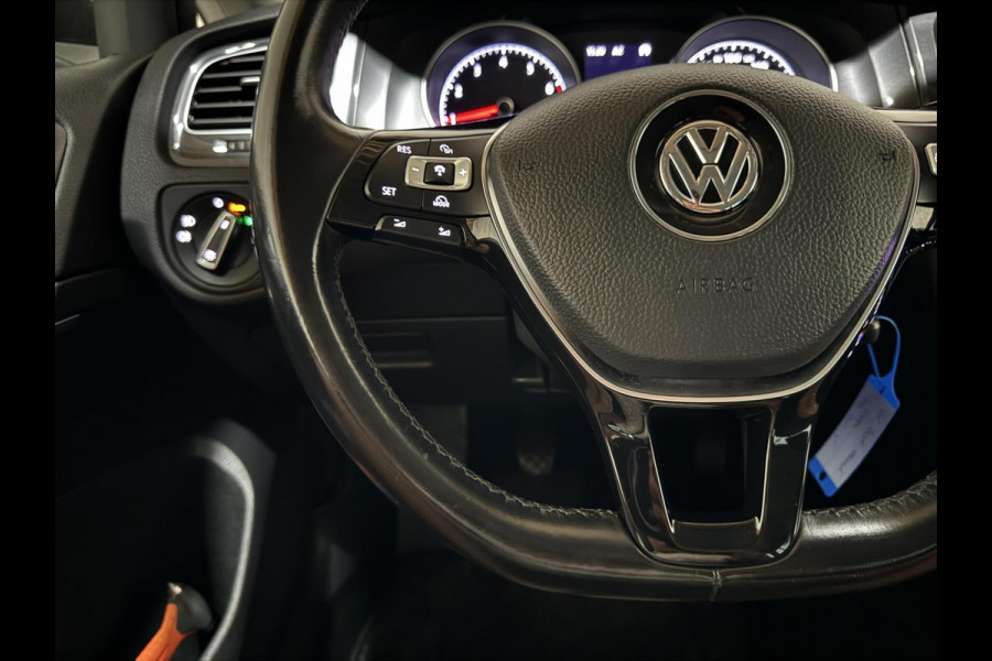 Volkswagen GOLF Variant 1.0 TSI Highline ACC CarPlay Navi Massage NAP