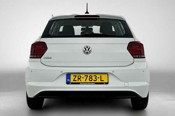 Volkswagen Polo 1.0 TSI Comfortline Business (NAVIGATIE, CLIMA, PARKEERSENSOREN, CARPLAY, 1e EIGENAAR, GOED ONDERHOUD)