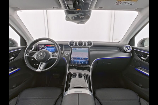 Mercedes-Benz GLC 300 e 4MATIC Plug-In Hybride Avantgarde Advanced Plus | Trekhaak | Rijassistentiepakket plus | Stuur en Stoelverwarming. Inclusief 24 maanden MB Certified garantie voor Europa.