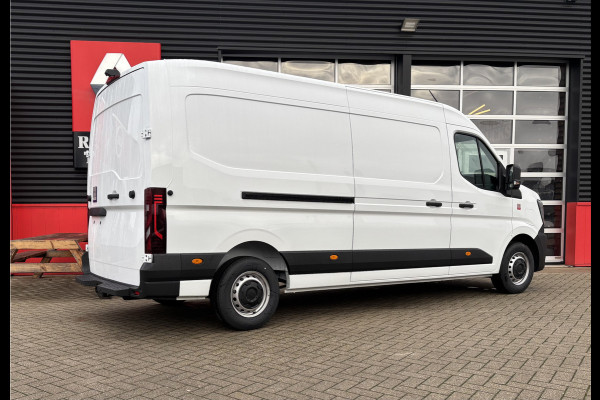 Renault Master E-Tech 87 kWh, 130 kW snelladen, L3H2 Demonstratieauto, Laadruimte betimmering, Side-bars, Camera, Trekhaak, Apple carplay