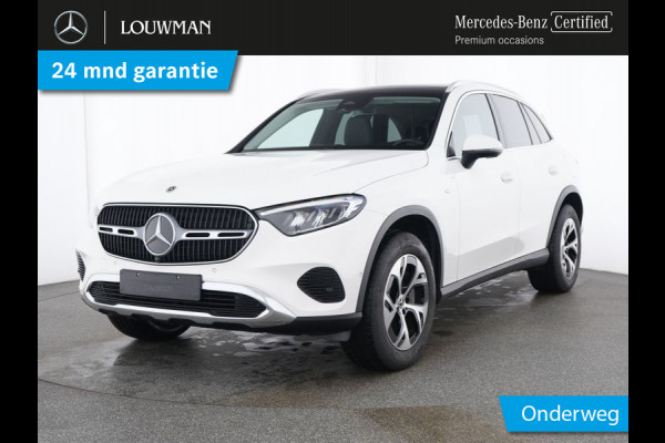Mercedes-Benz GLC 300 e 4MATIC Plug-In Hybride Avantgarde Advanced Plus | Trekhaak Panorama Schuif-Kanteldak | Memory Pakket Voorstoelen | Stuur en Stoelverwarming. Inclusief 24 maanden MB Certified garantie voor Europa.