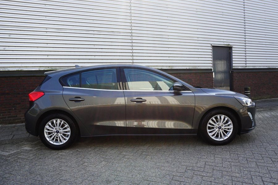 Ford Focus 1.0 EcoBoost 125PK Titanium Business/Trekhaak/ Dealeronderhouden.
