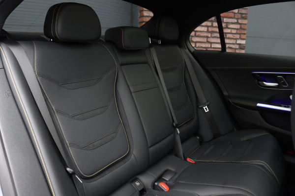 Mercedes-Benz C-Klasse AMG 63 S E Performance Aut9 | 680pk | AMG Drivers Package | Distronic+ | AMG-Performance stoelen | Burmester | AMG Drive Unit | Digital Light |