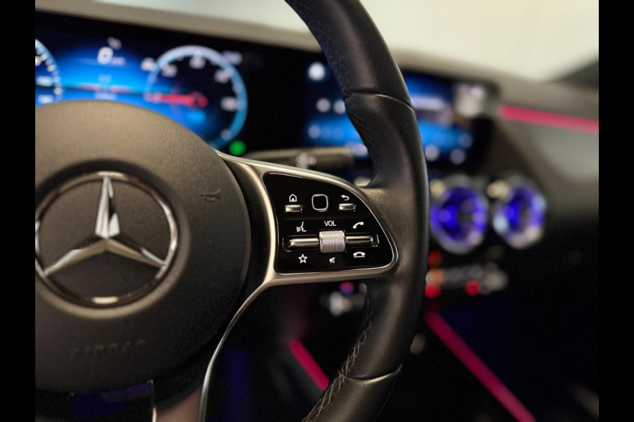 Mercedes-Benz EQA 300 4 Matic Progressive 67 kWh-5 JAAR GARANTIE-SOH 98%-DODEHOEK-CAMERA-COMPLEET