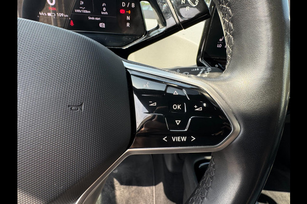 Volkswagen ID.3 First Plus 58 kWh AFNEEMBARE TREKHAAK / CAMERA / CARPLAY / CRUISE CONTROL / STOELVERWARMING / ECC / NAVIGATIE