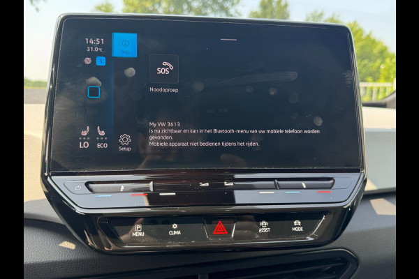 Volkswagen ID.3 First Plus 58 kWh AFNEEMBARE TREKHAAK / CAMERA / CARPLAY / CRUISE CONTROL / STOELVERWARMING / ECC / NAVIGATIE