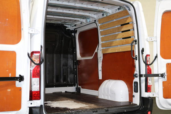 Renault Master 2.3 dCi 135pk L1 H1 Airco Glasresteel