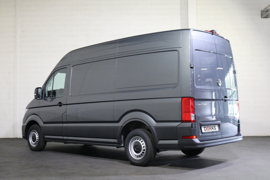 Volkswagen Crafter 2.0 TDI 177pk L3 H3 Automaat Airco Navigatie Camera Led Chauffeurstoel