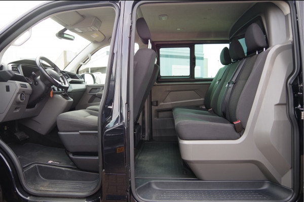 Volkswagen Transporter 2.0 TDI L2 150PK AUT. DC-5P, LED, 2X SCHUIFDEUR, TREKHAAK, NAVI, CRUISE, LEDER STUUR, PARKEERSENSOREN, MISTLAMPEN, DUBBELE CABIN