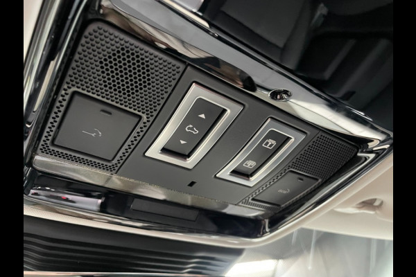 Land Rover Range Rover Velar P400e SE Dynamic 22 inch Pano/schuifdak/Nw model/5j garantie