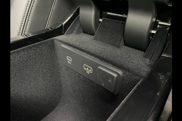 Land Rover Range Rover Velar P400e SE Dynamic 22 inch Pano/schuifdak/Nw model/5j garantie