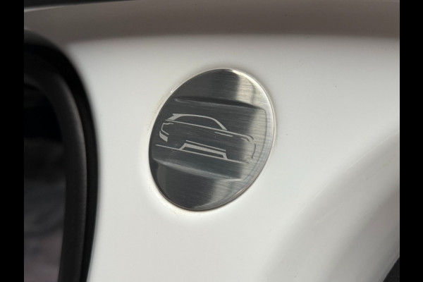 Land Rover Range Rover Velar P400e SE Dynamic 22 inch Pano/schuifdak/Nw model/5j garantie