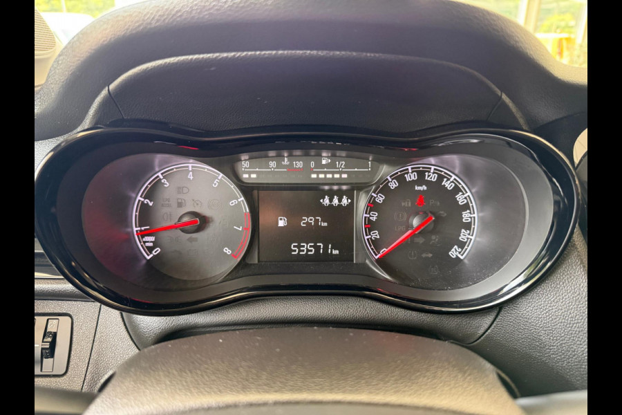 Opel KARL 1.0 Rocks Online Edition |ZEER WEINIG KM | Winterpakket; stoel en stuurverwarming |