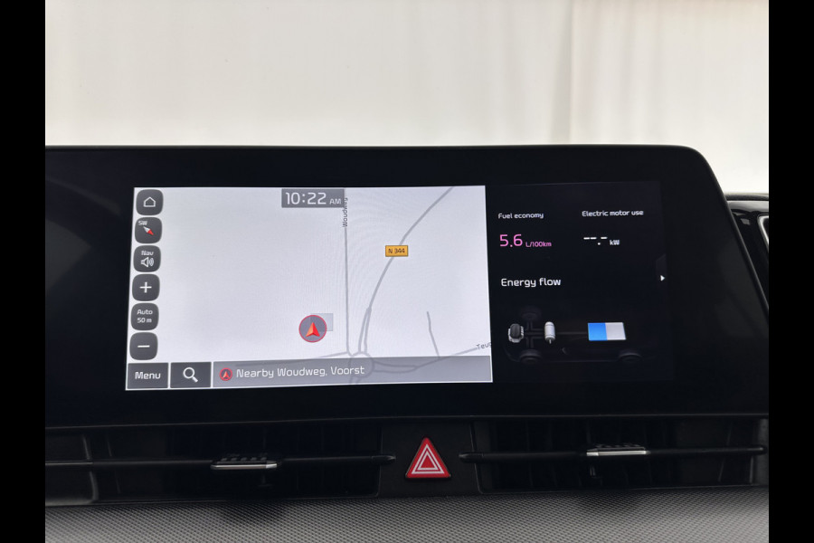 Kia Sportage 1.6 T-GDi Hybrid HEV DynamicLine (INCL-BTW) Aut.*FULL-LED | ADAPTIVE-CRUISE | WIDE-SCREEN-DIGI-COCKPIT | NAVI-FULLMAP | DAB | COMFORT-SEATS | ECC | SHIFT-PADDLES | CAMERA | PDC | PRIVACY-GLASS | CARPLAY | 17''ALU*