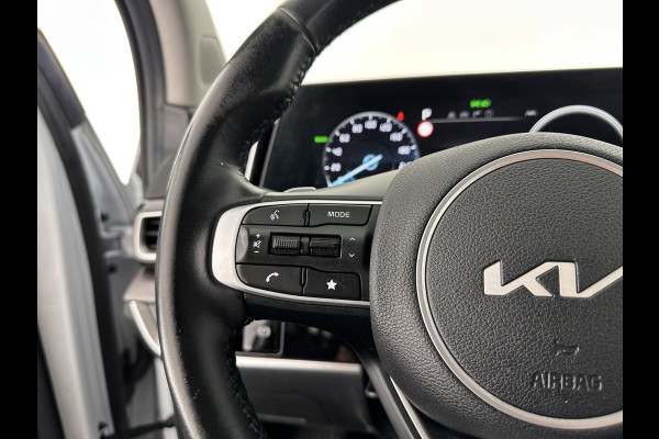 Kia Sportage 1.6 T-GDi Hybrid HEV DynamicLine (INCL-BTW) Aut.*FULL-LED | ADAPTIVE-CRUISE | WIDE-SCREEN-DIGI-COCKPIT | NAVI-FULLMAP | DAB | COMFORT-SEATS | ECC | SHIFT-PADDLES | CAMERA | PDC | PRIVACY-GLASS | CARPLAY | 17''ALU*