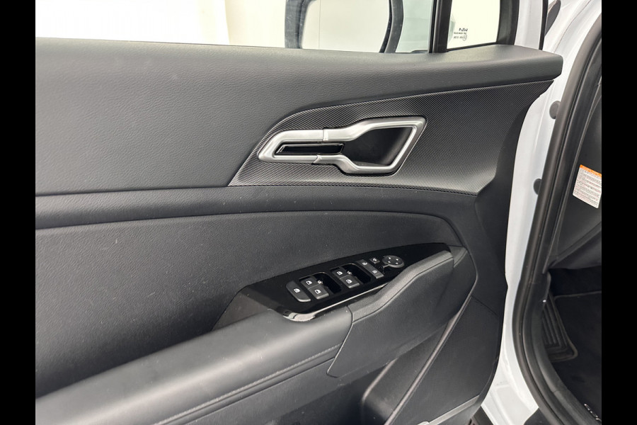 Kia Sportage 1.6 T-GDi Hybrid HEV DynamicLine (INCL-BTW) Aut.*FULL-LED | ADAPTIVE-CRUISE | WIDE-SCREEN-DIGI-COCKPIT | NAVI-FULLMAP | DAB | COMFORT-SEATS | ECC | SHIFT-PADDLES | CAMERA | PDC | PRIVACY-GLASS | CARPLAY | 17''ALU*
